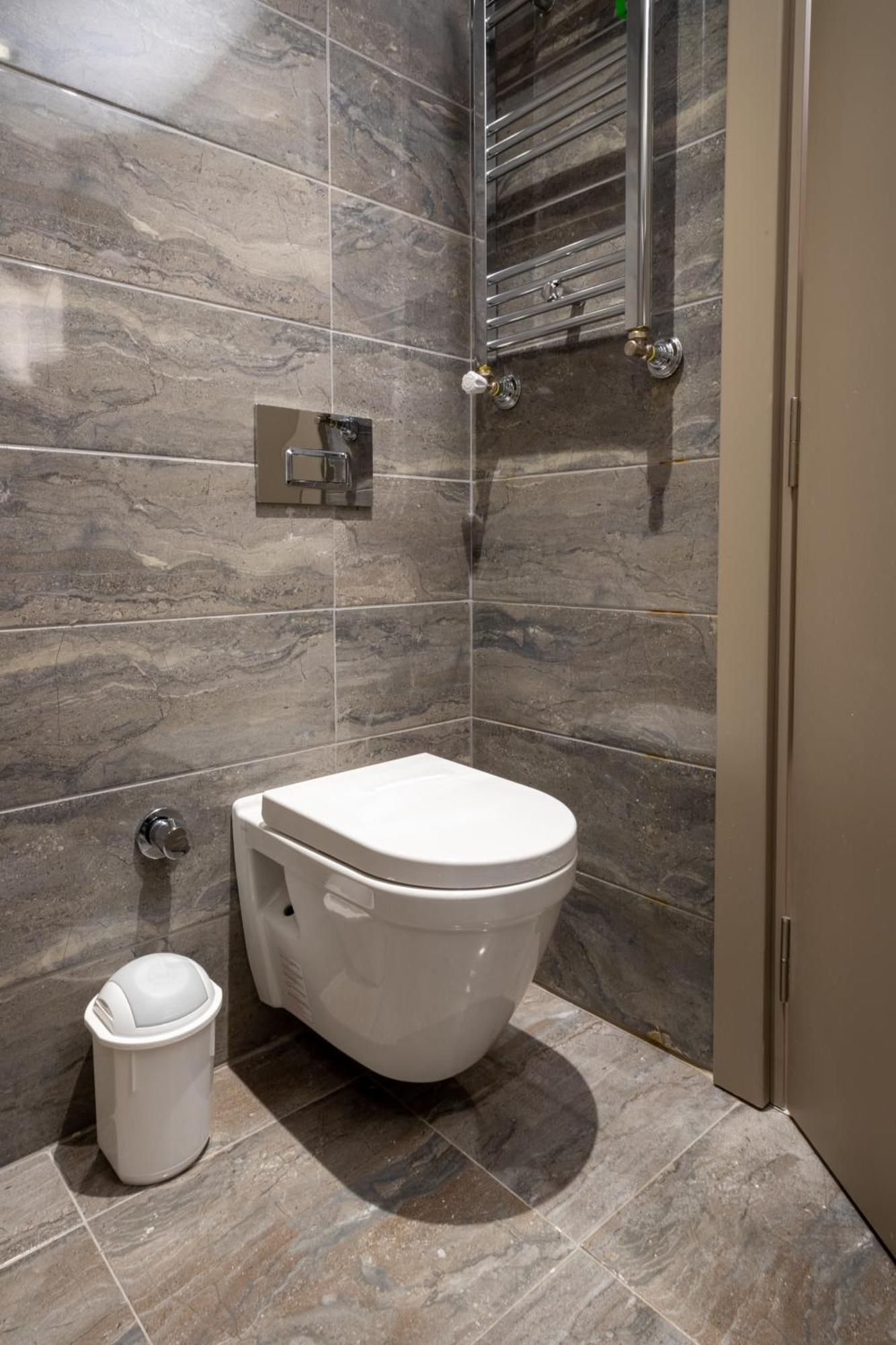 Superb Modern And Comfortable Flat In Daire