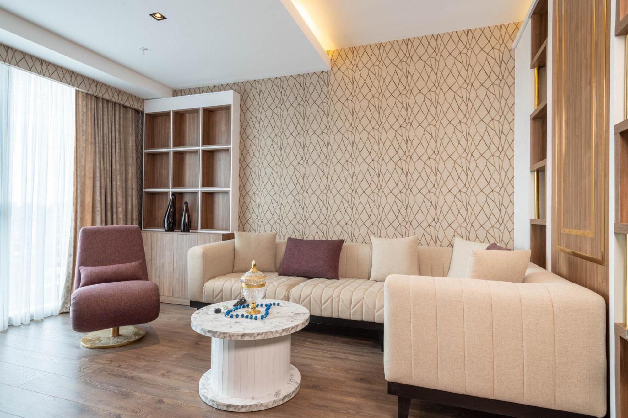 Superb Modern And Comfortable Flat In *